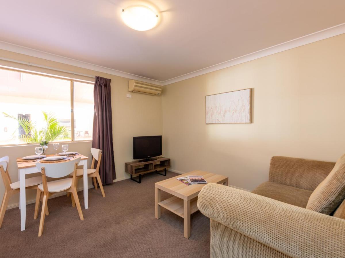 Villa Nova Motel Toowoomba Extérieur photo