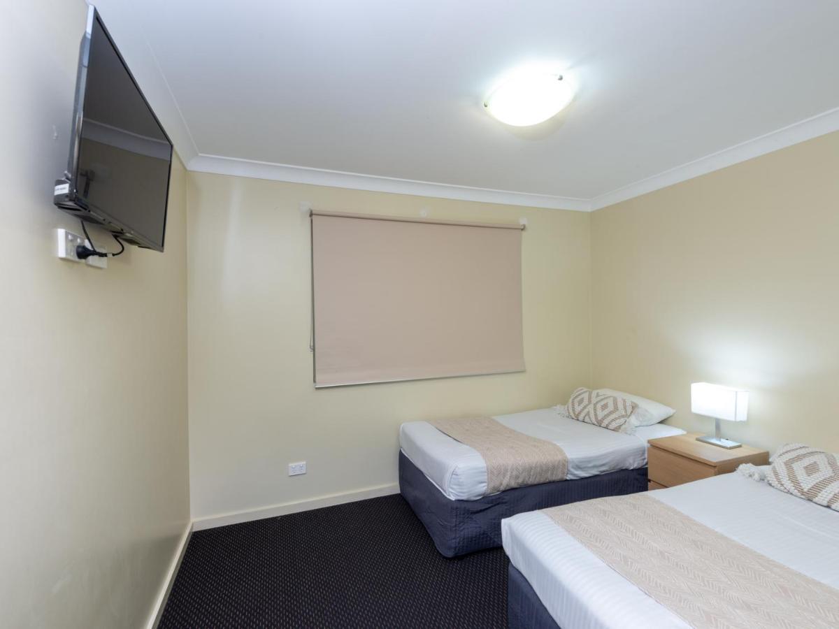 Villa Nova Motel Toowoomba Extérieur photo